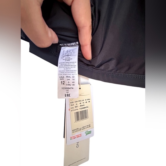 Free Sport by Gottex - Sexy Black Sports Bra - Picture 5 of 5